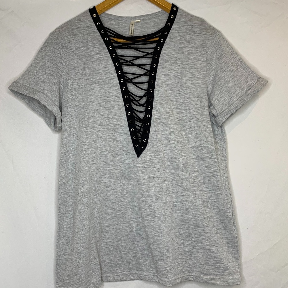Deep-V Tee